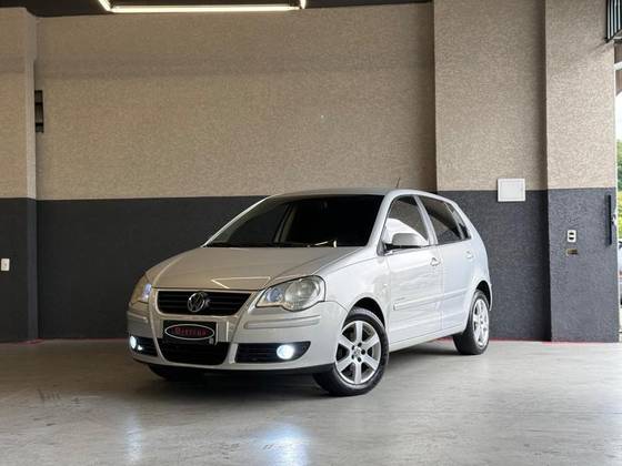 VOLKSWAGEN POLO 1.6 MI SPORTLINE 8V FLEX 4P MANUAL VOLKSWAGEN POLO 1.6 MI SPORTLINE 8V FLEX 4P MANUAL